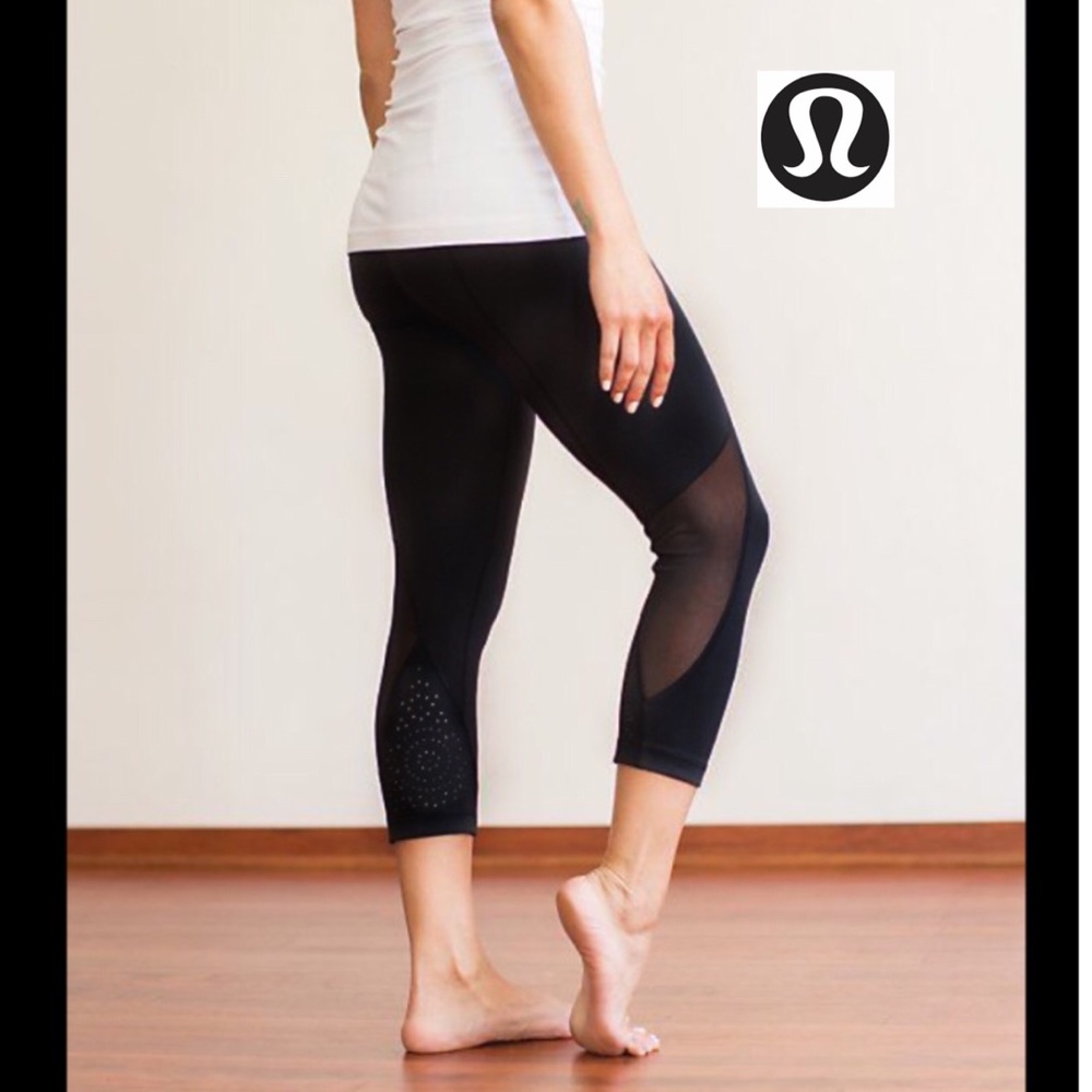Lululemon Cropped Leggings Mesh & Sheer Size 6